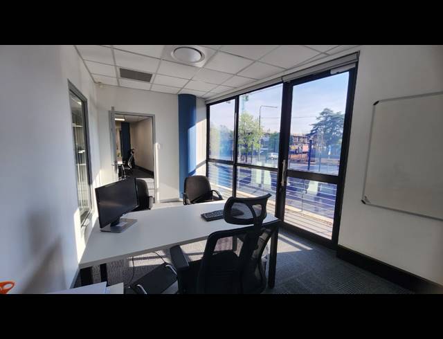412M² OFFICE FOR SALE IN HOUGHTON ESTATE